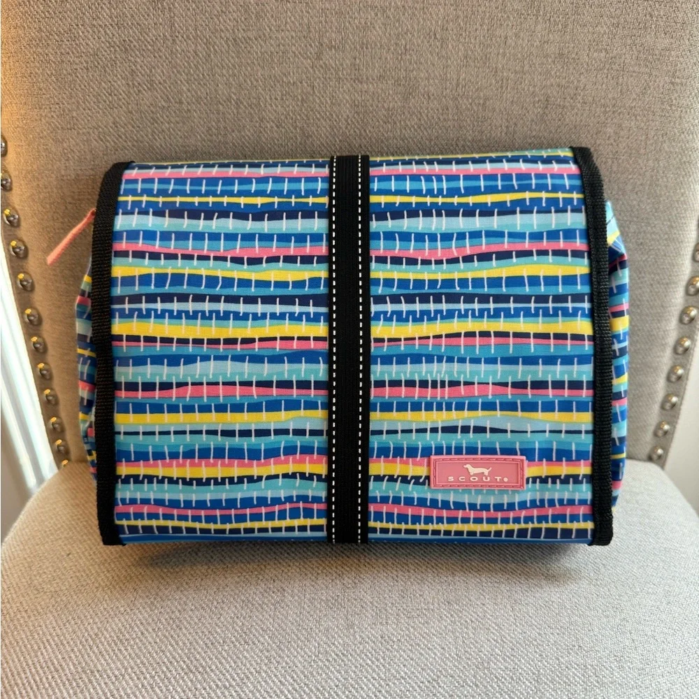 SCOUT Hanging Toiletry Bag - Also Including Discontinued “Tiny Treasures” Pouch - Picture 4 of 16